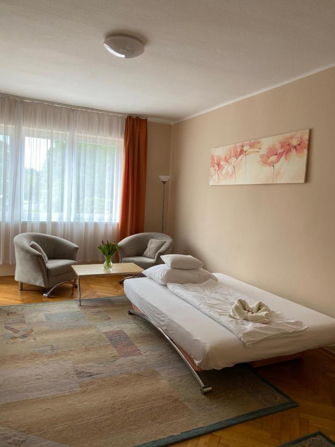 Centroom Nagykanizsa Buitenkant foto